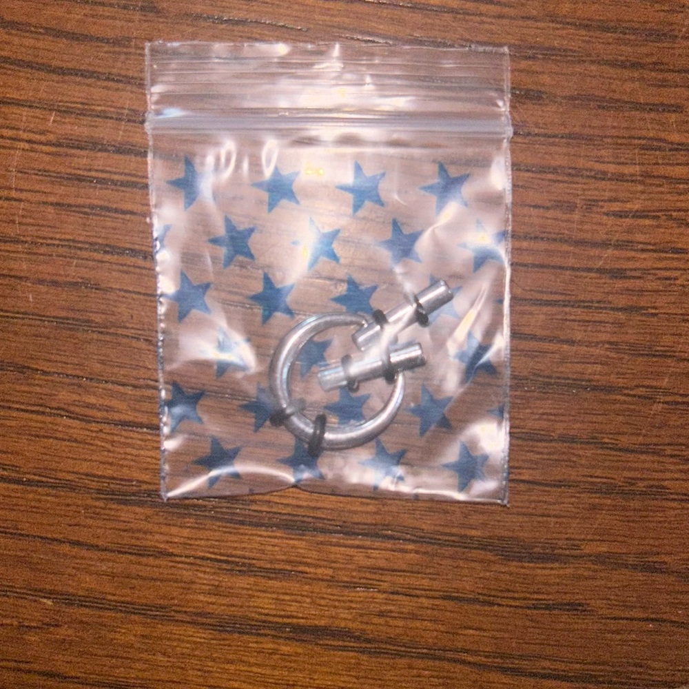 Silver 8g pincher